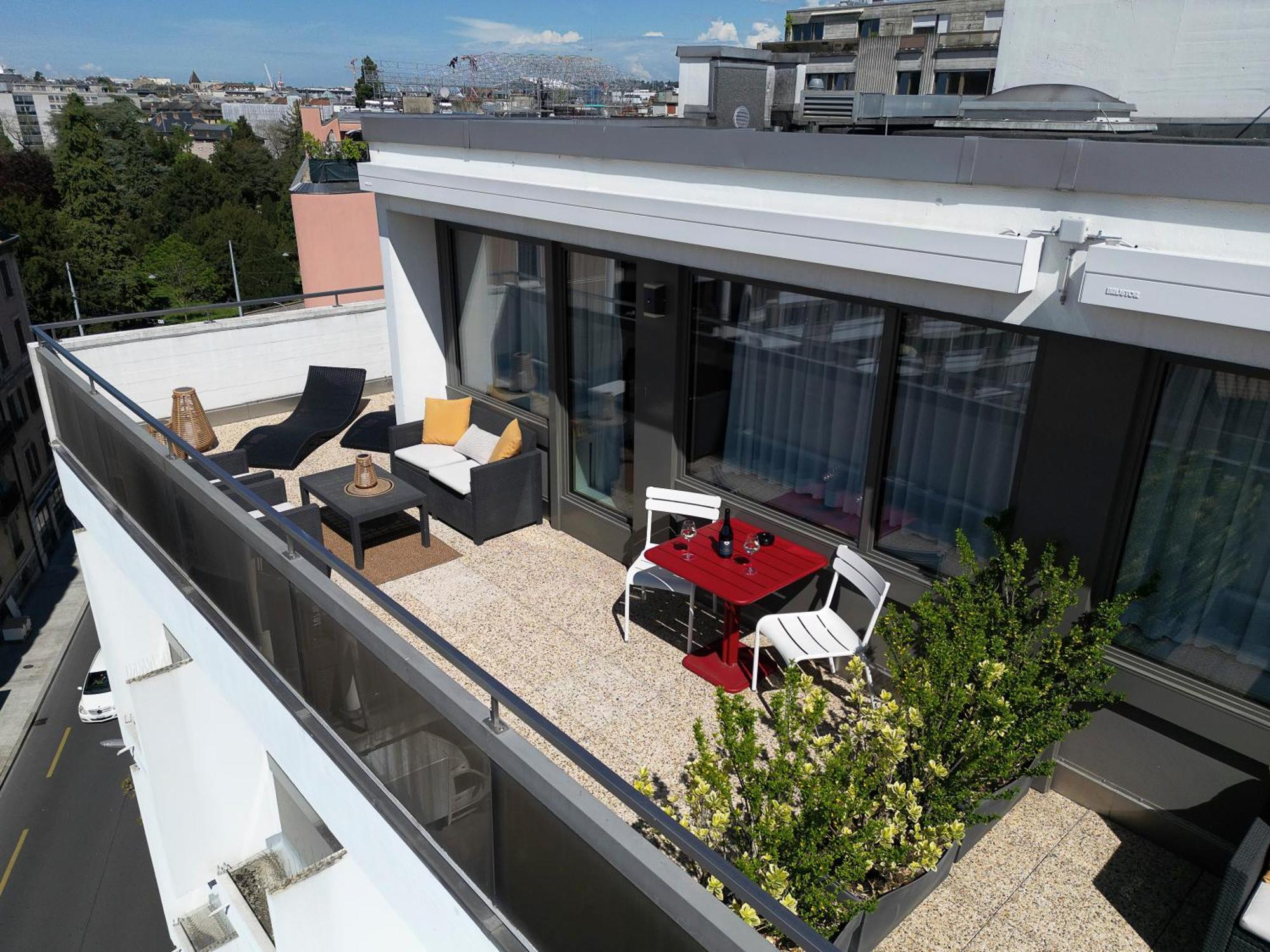 Home Swiss Hotel Geneva Bagian luar foto