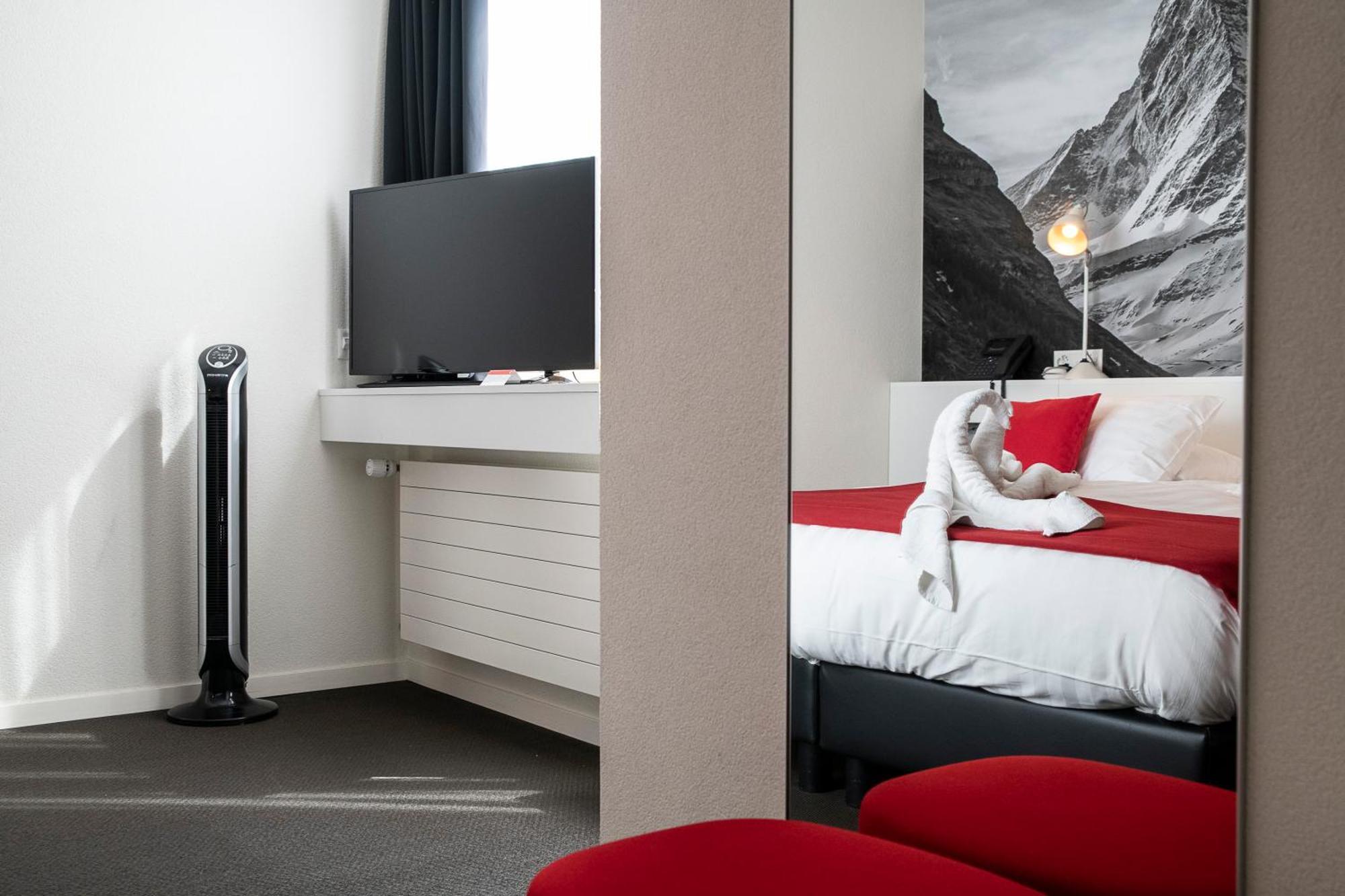 Home Swiss Hotel Geneva Bagian luar foto